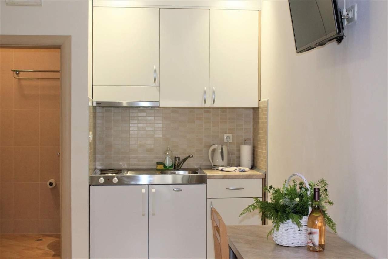 City Center Apartments Miro Макарска Екстериор снимка