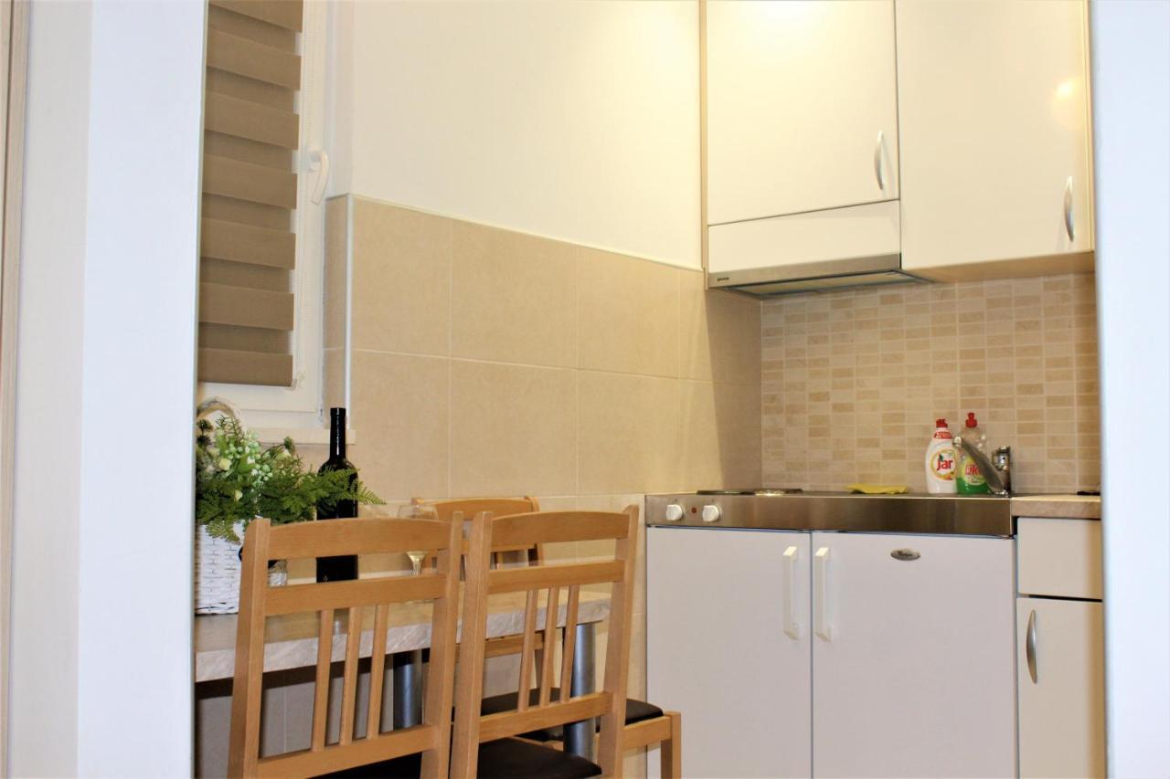 City Center Apartments Miro Макарска Екстериор снимка