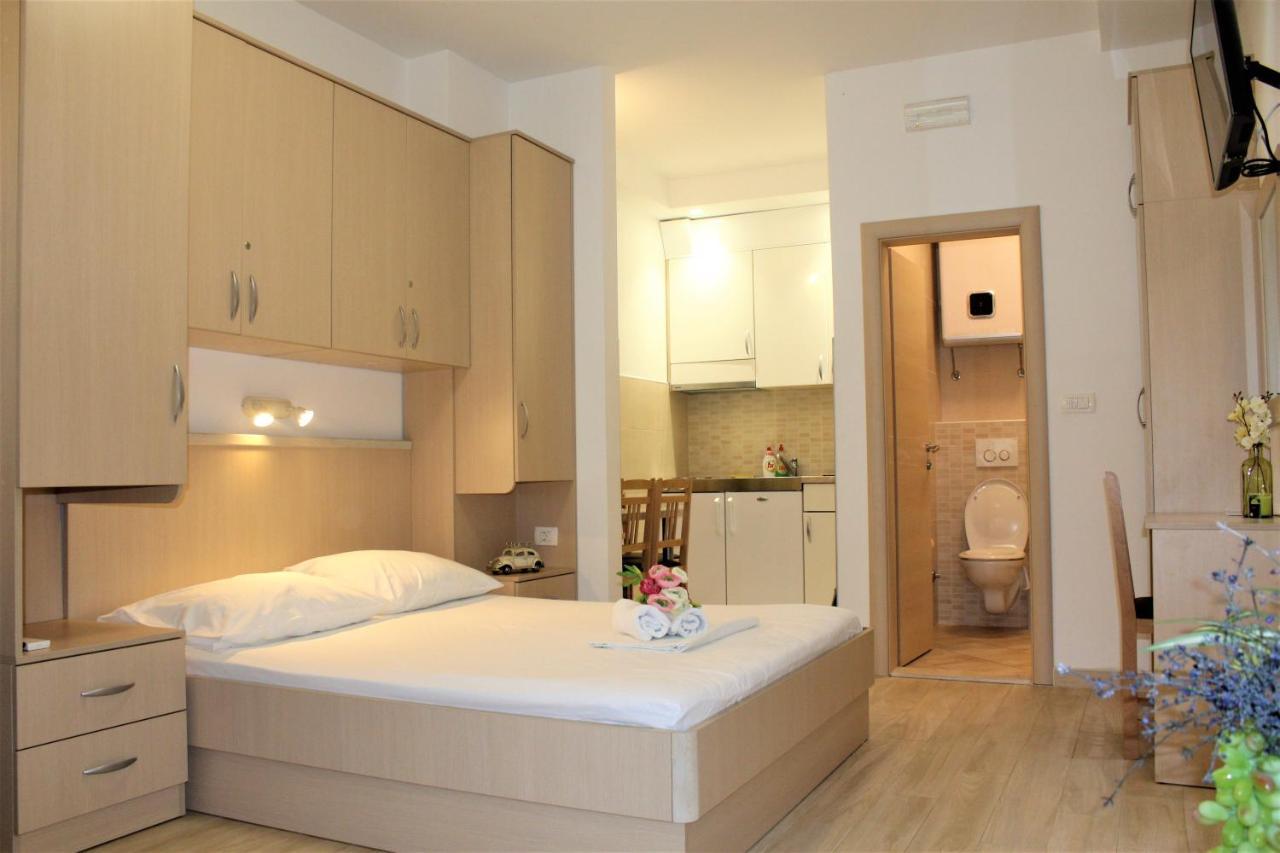 City Center Apartments Miro Макарска Екстериор снимка
