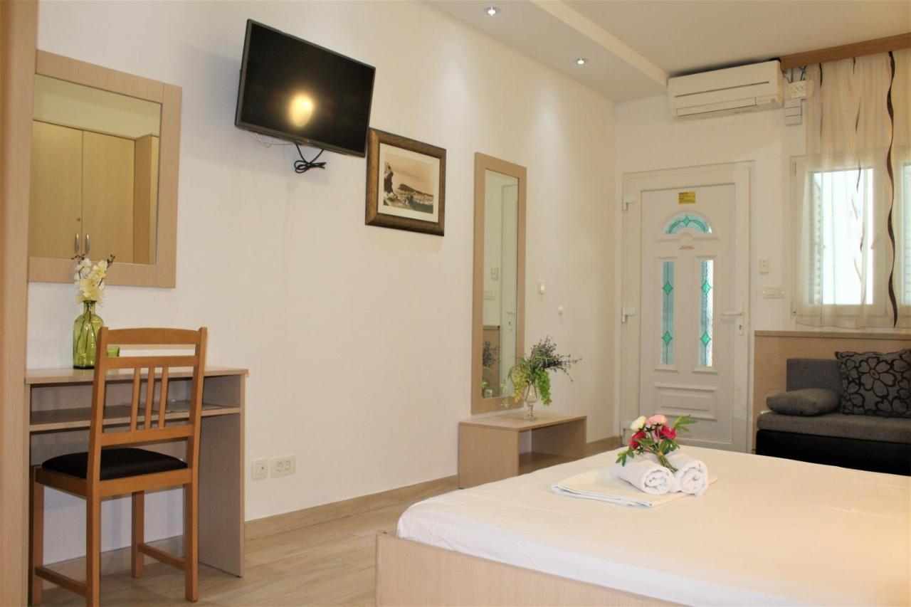 City Center Apartments Miro Макарска Екстериор снимка