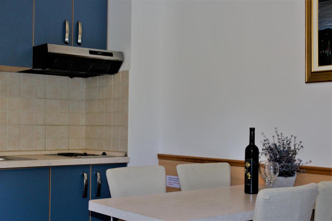 City Center Apartments Miro Макарска Екстериор снимка