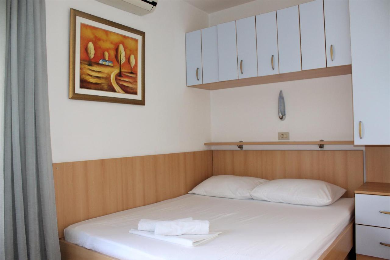 City Center Apartments Miro Макарска Екстериор снимка